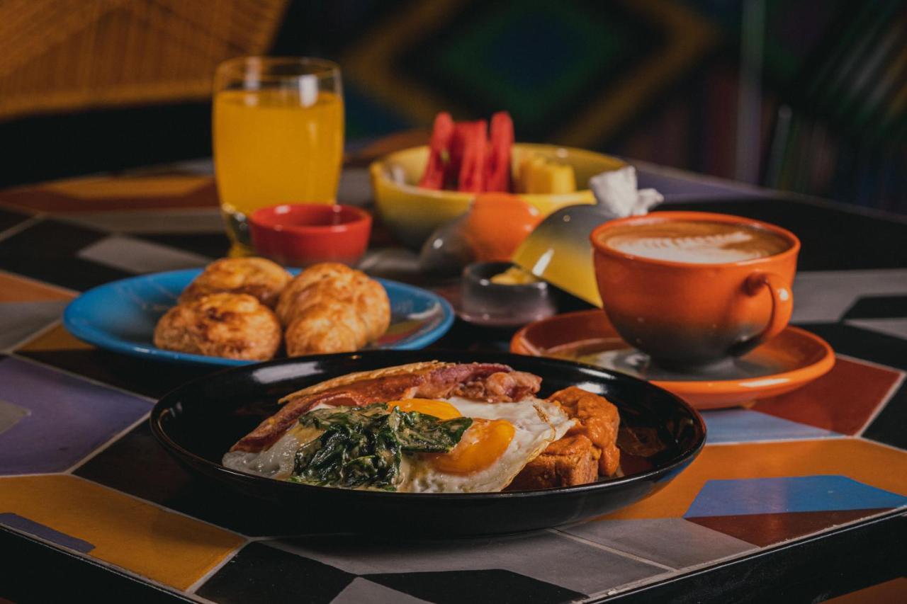 Hotel V1501 Pasto Exteriör bild A typical breakfast in Brazil