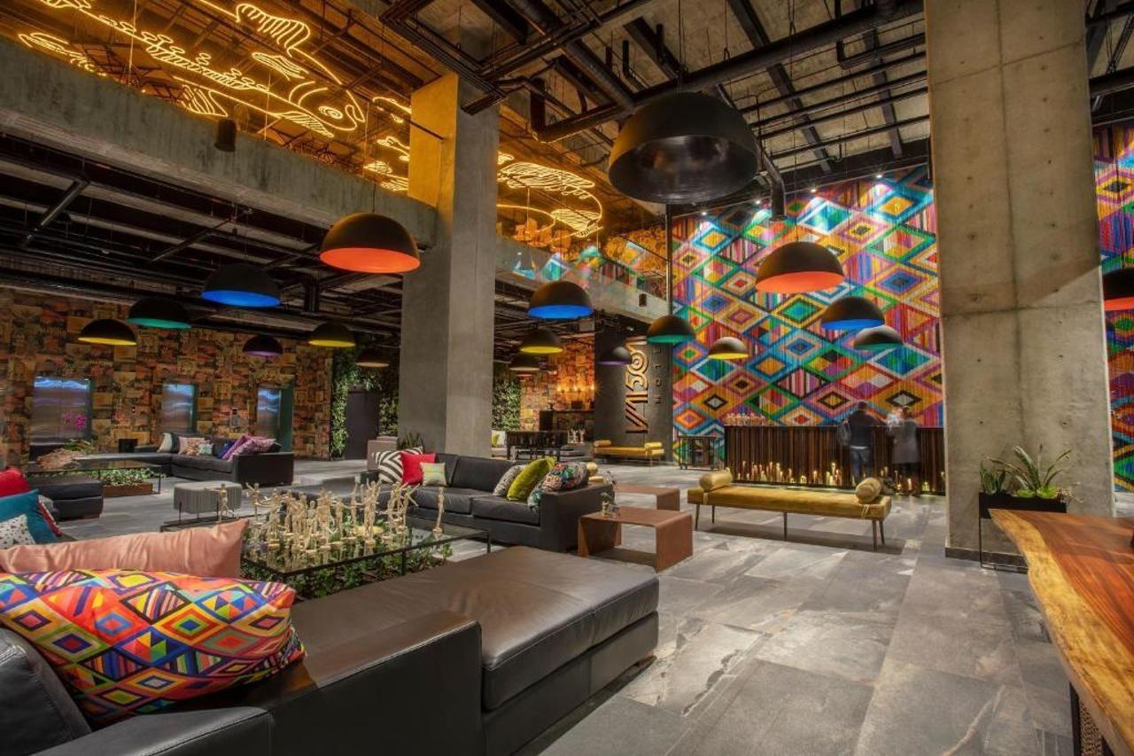 Hotel V1501 Pasto Exteriör bild Interior of the Starbucks Reserve Roastery in Milan, Italy